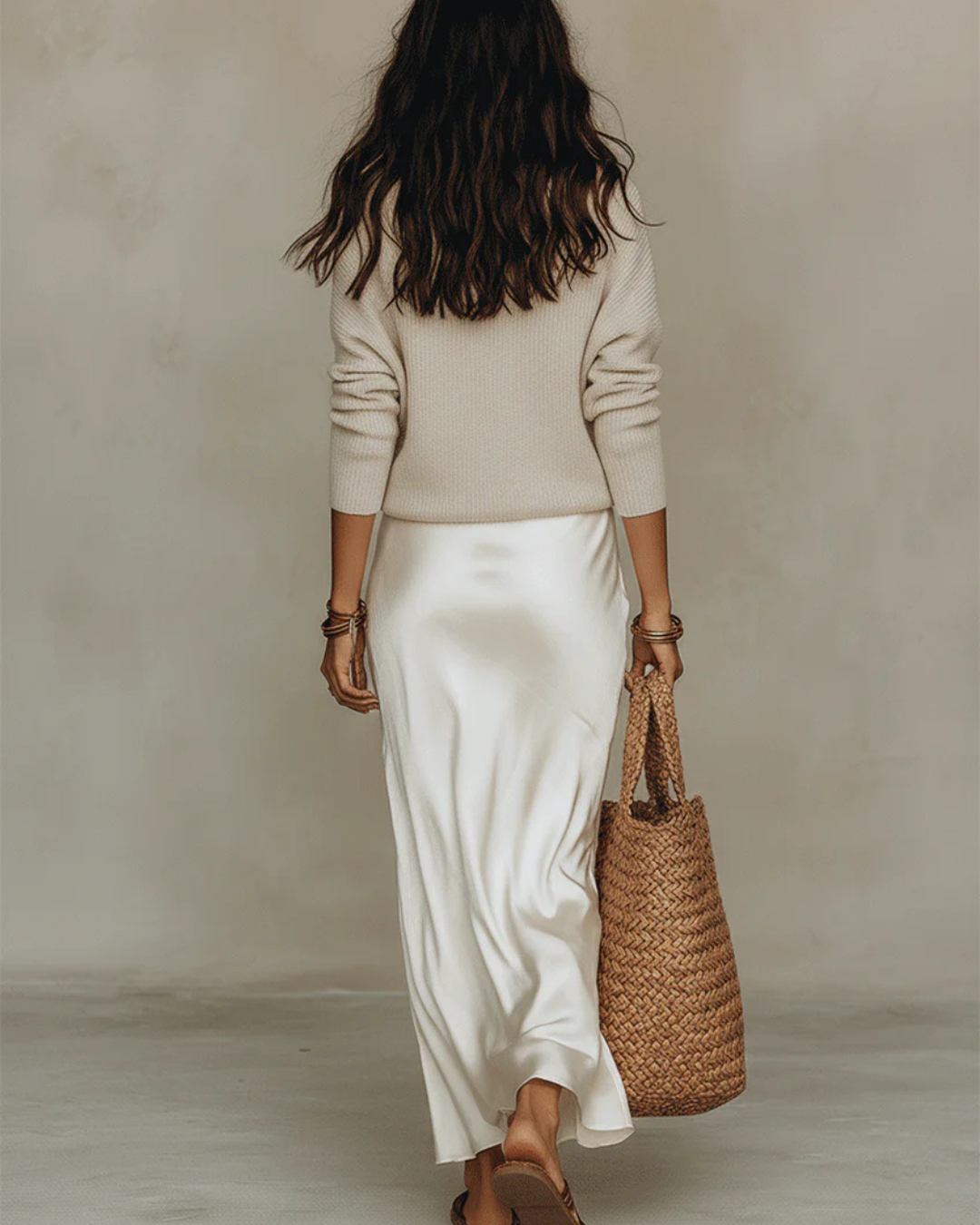 Elena | Abito Midi Satinato con Maglione Incluso