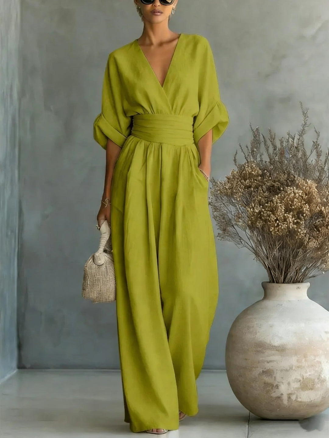 Abito Elegante a V, Schiena Nuda e Maniche Fluide