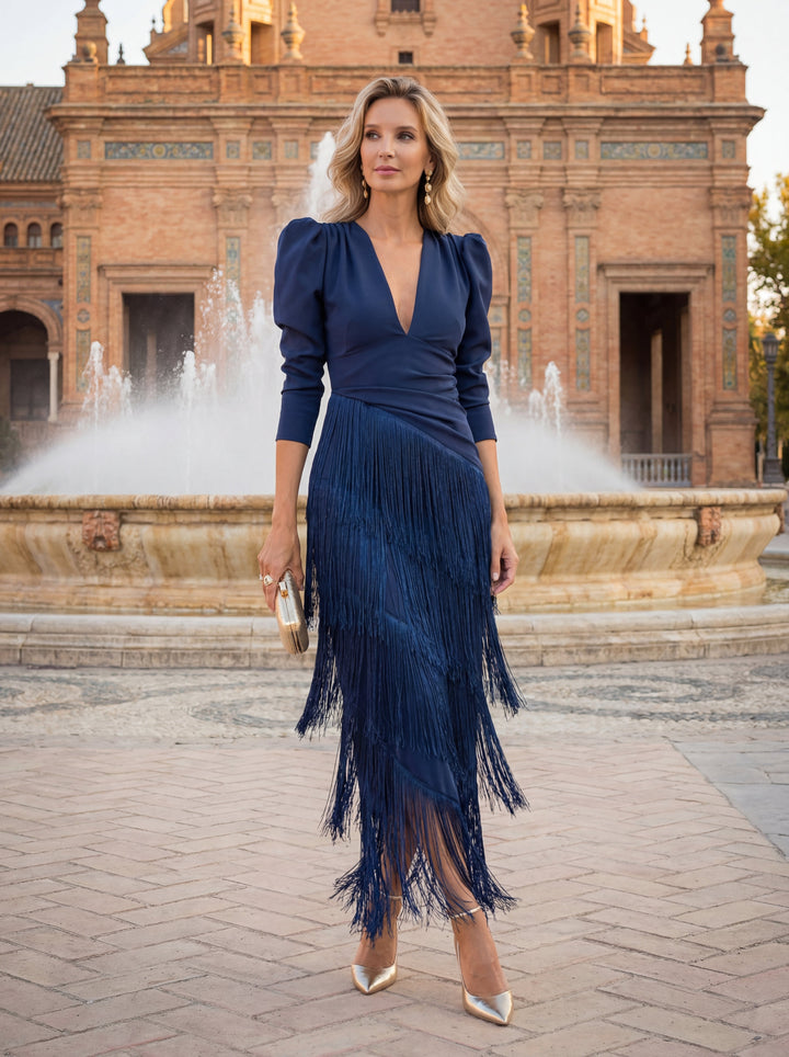 Abito Svasato con Frange Eleganti