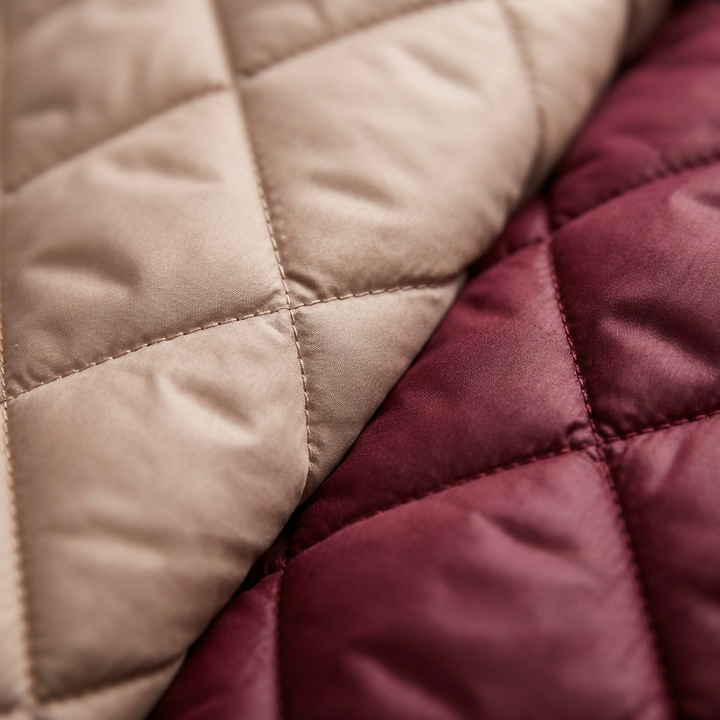 Maison™ | Prošívaná péřová bunda s kapucí