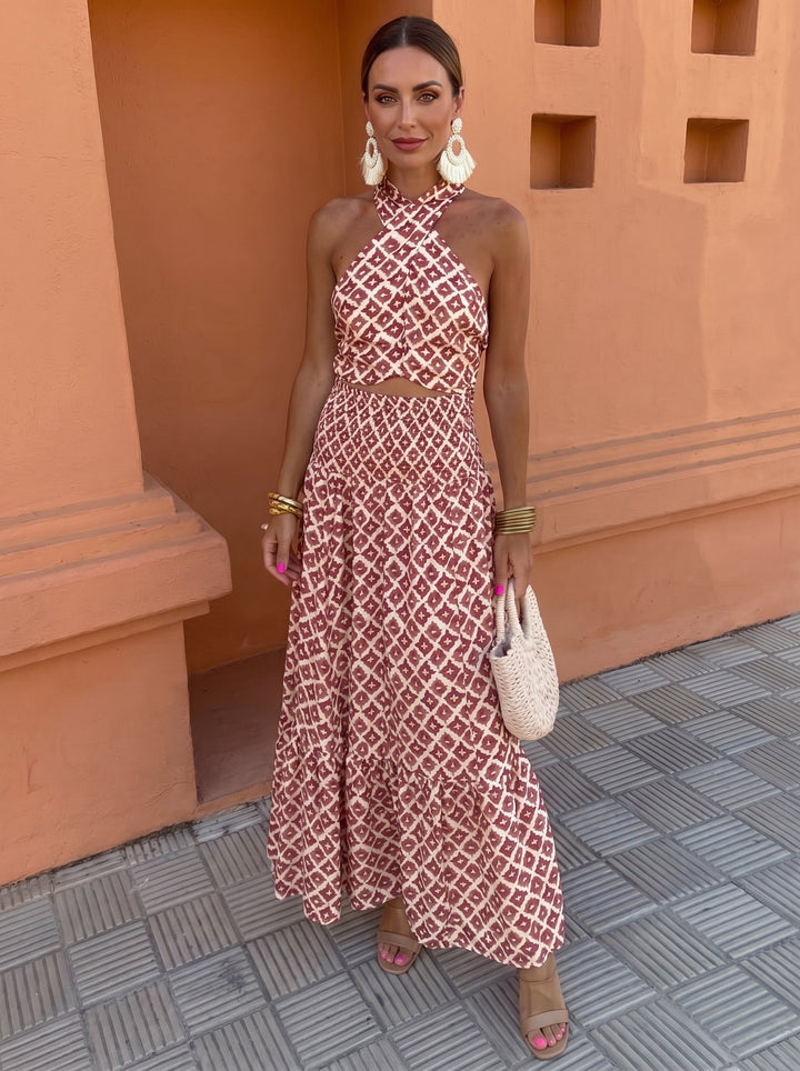 Completo Elegante con Spalle Scoperte